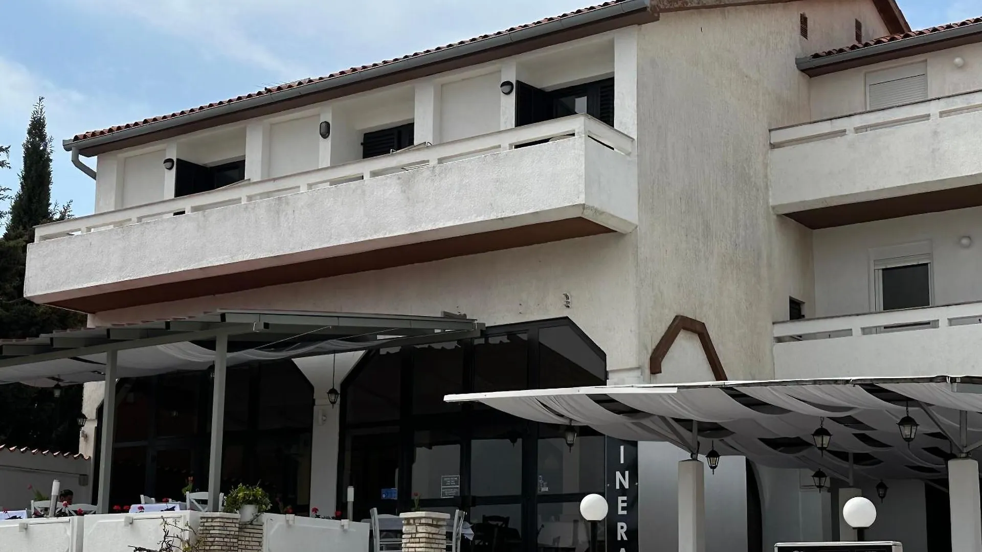Villa Finera Premantura Guest house